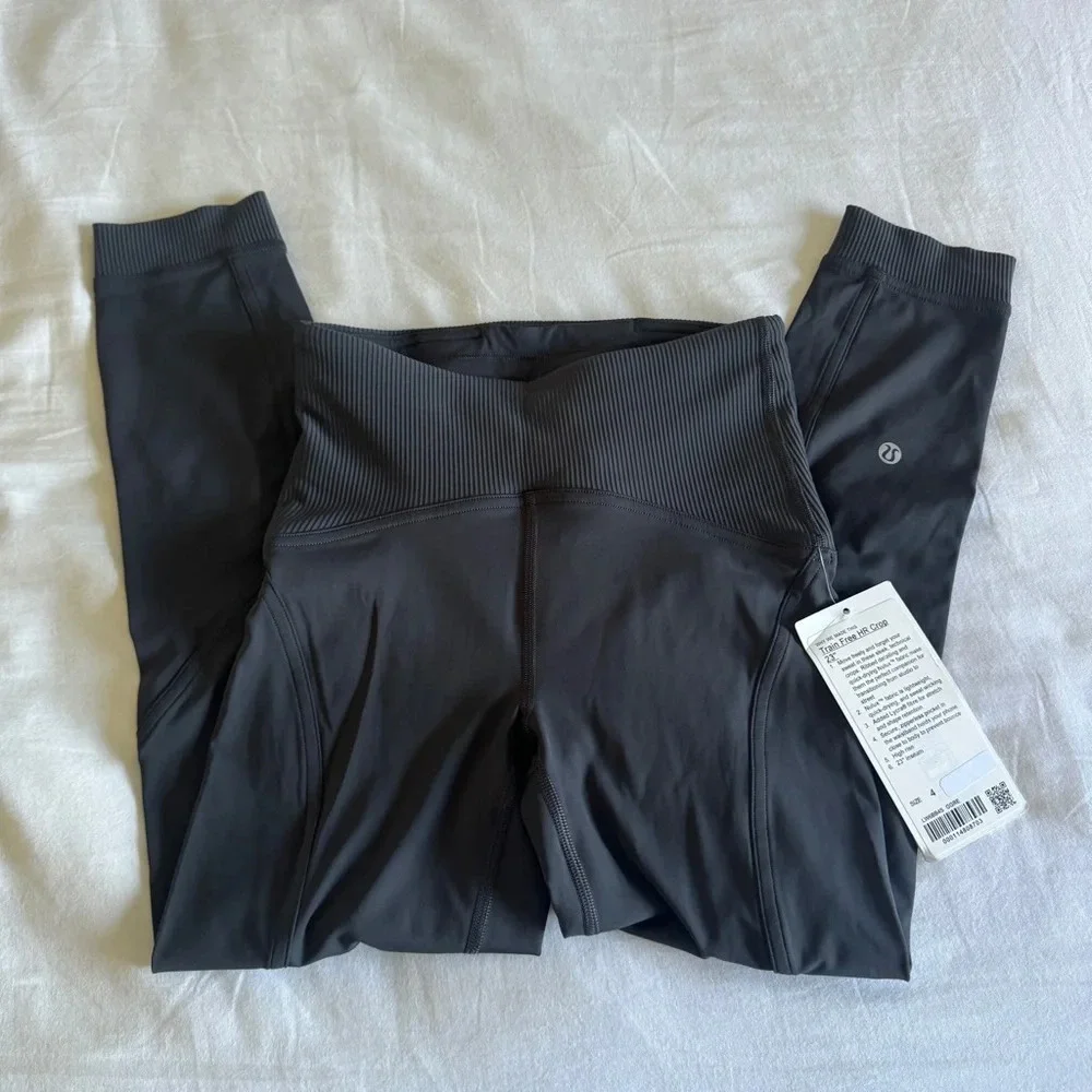 🆕🖤 Lululemon Train Free HR Crop Graphite Grey